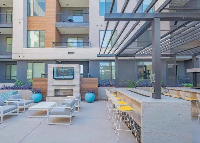 Charming 1bd - Pool, Gym, Parking, W-d - Sleeps 4 Apartment Tempe